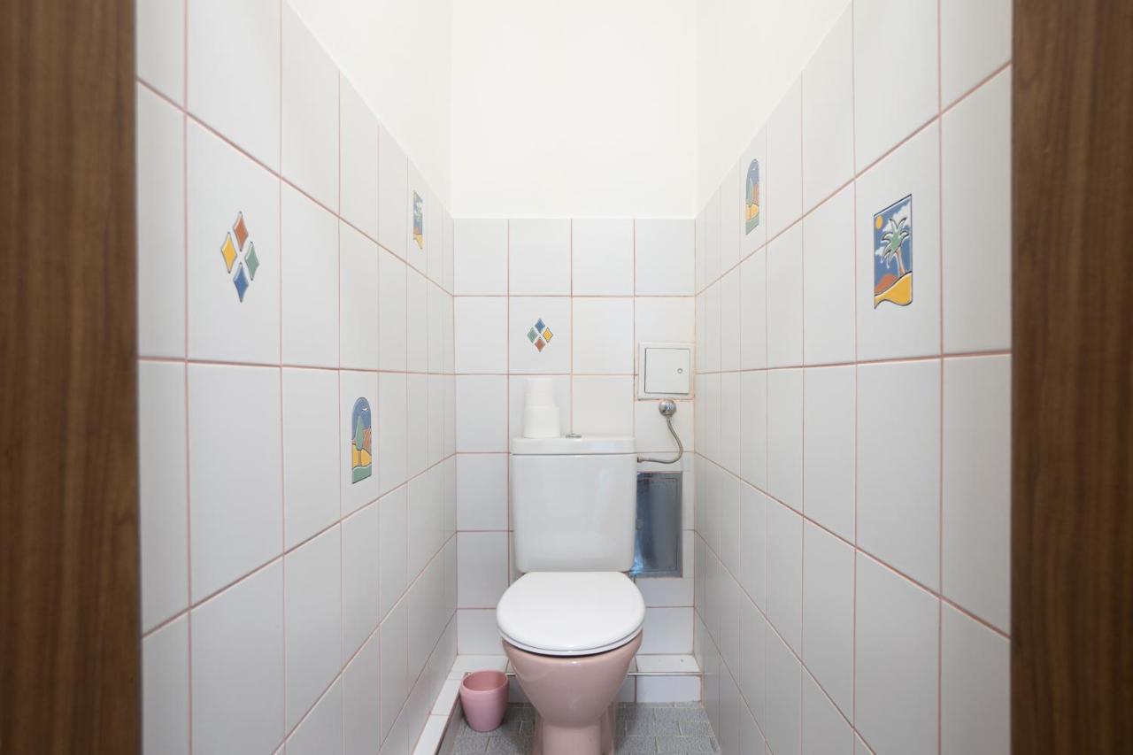 A Spacious 3-Bedroom Apartment With King-Size Beds Is Located Within 5 Minute'S Walk From The Prater Wien Exterior foto